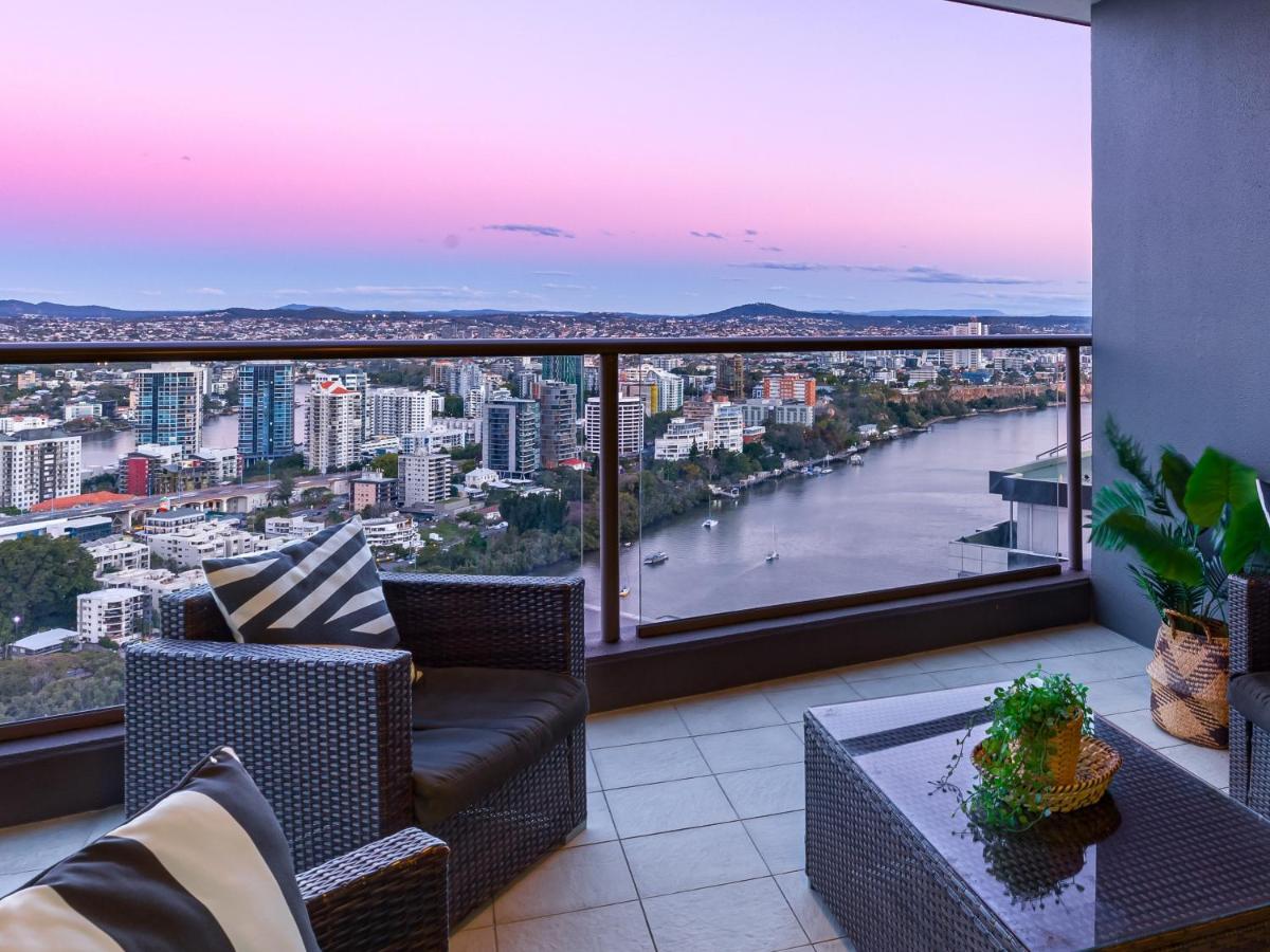 African Escape On Level 38 - Balcony With Views Brisbane Eksteriør billede