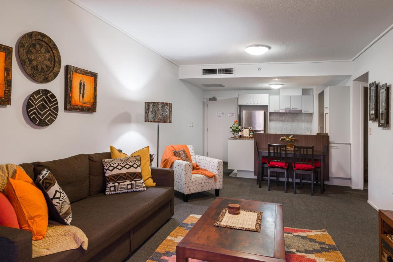 African Escape On Level 38 - Balcony With Views Brisbane Eksteriør billede