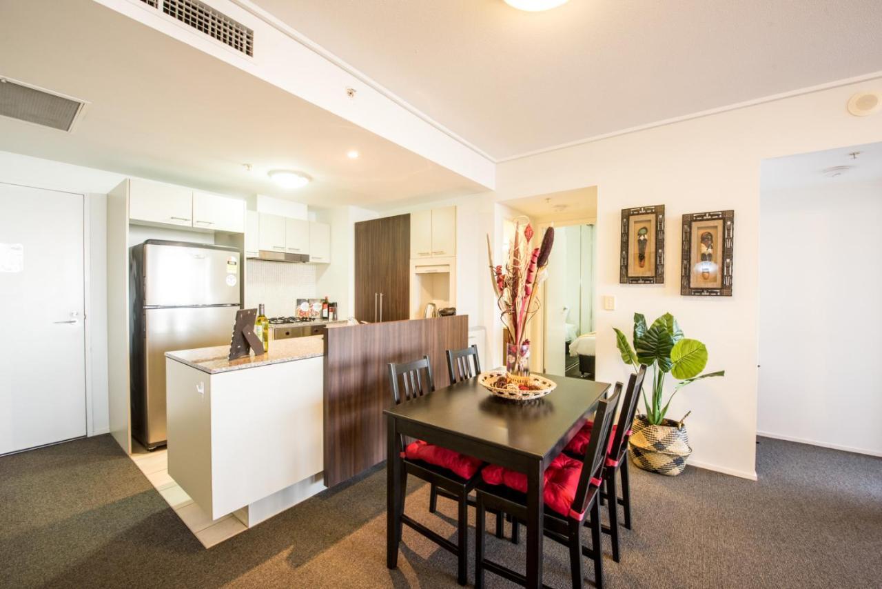 African Escape On Level 38 - Balcony With Views Brisbane Eksteriør billede